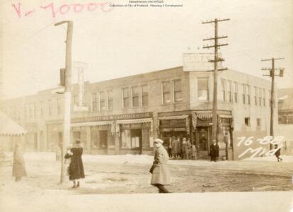 The Abraham Levey Commercial Block in 1924